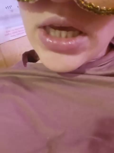 Lea7neco Cam Model Chat October 17, 2025