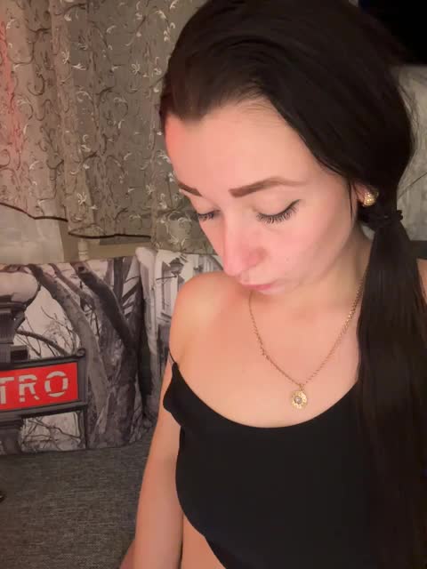 _dashulka_ Cam Model Chat October 17, 2025