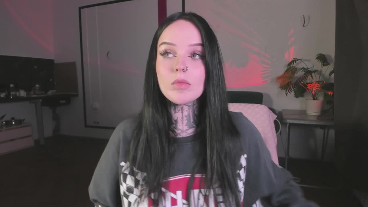 ATOMICKETCHUP Cam Model Chat October 17, 2025