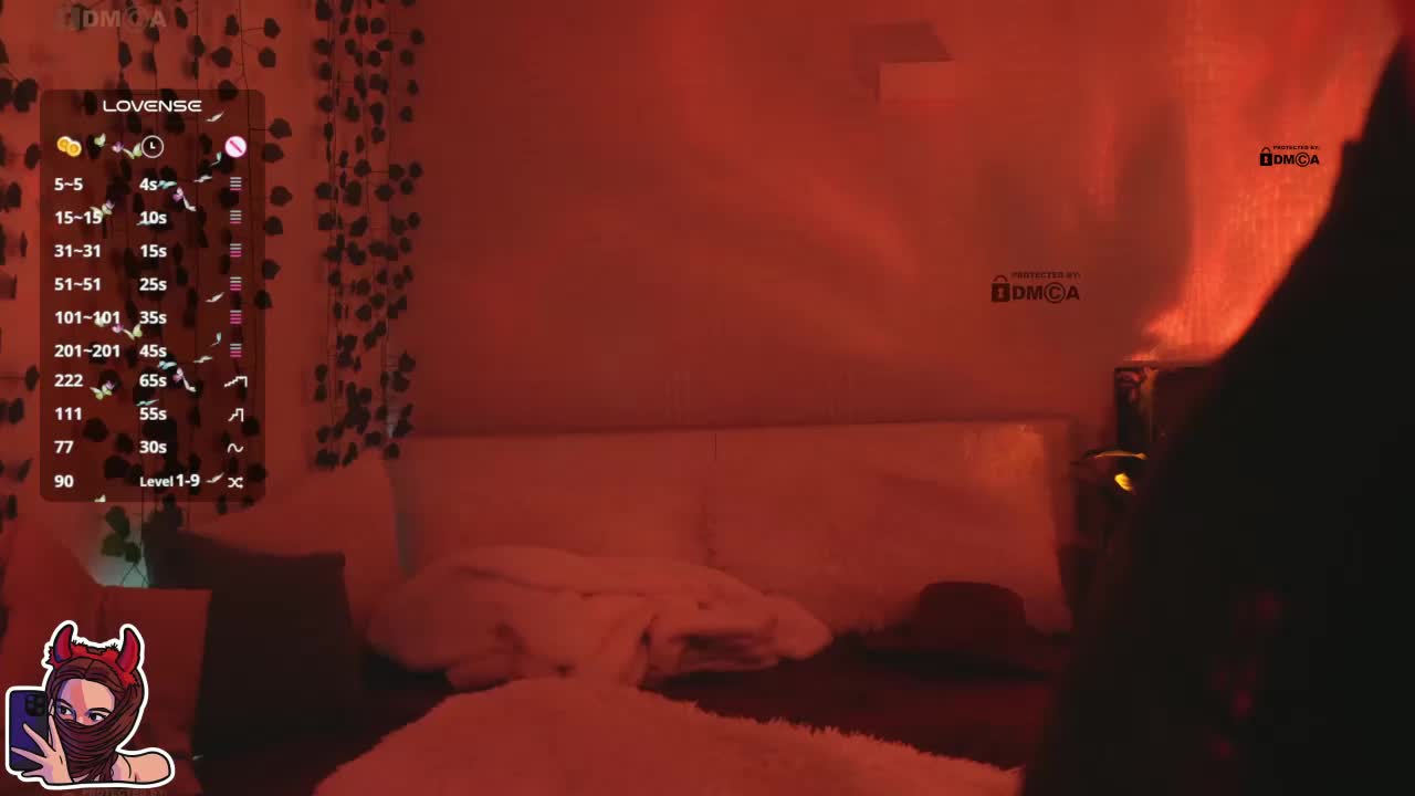 _Q_ Cam Model Chat October 17, 2025