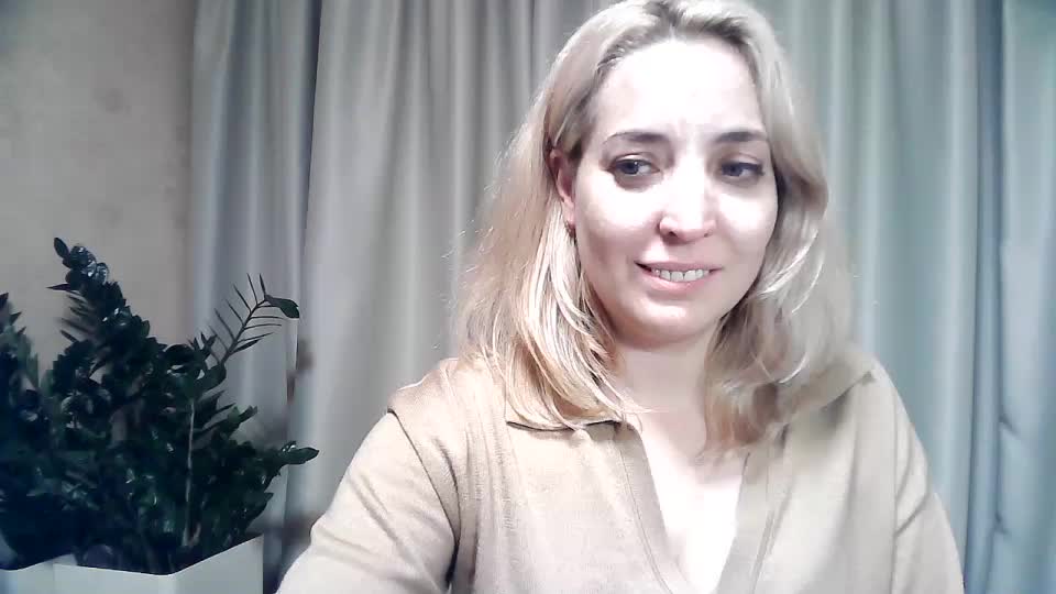 mariska-kiska Cam Model Chat October 17, 2025