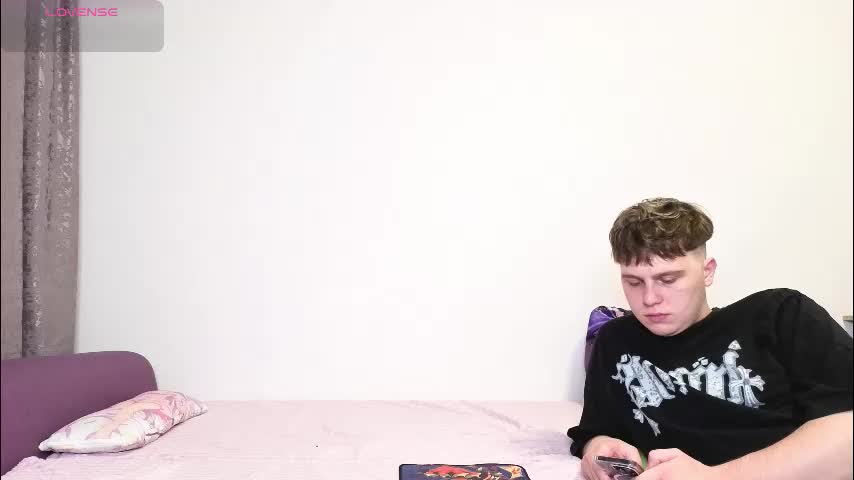 emily_and_ilumi Cam Model Chat October 17, 2025