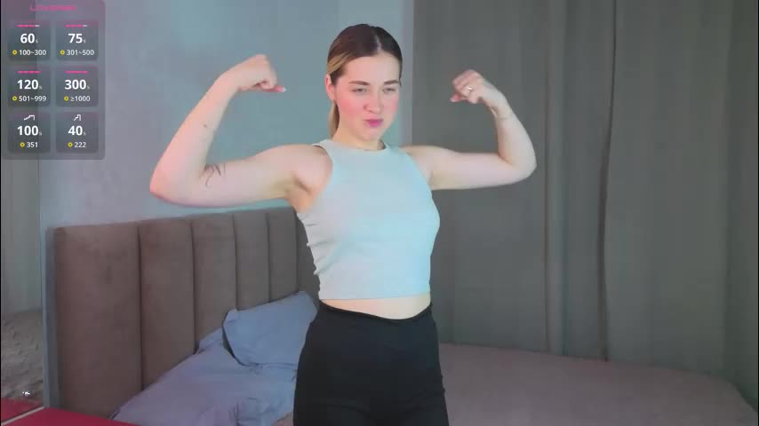 emilyhewell Cam Model Chat October 17, 2025