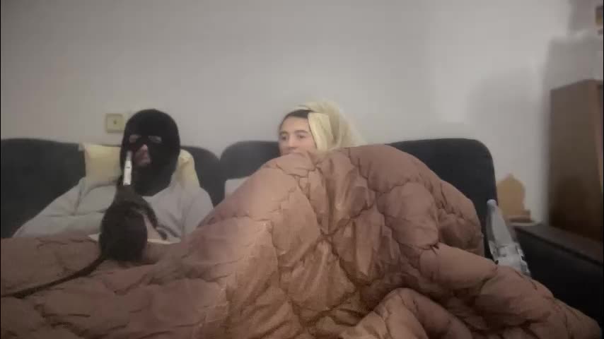 rosea_champagne Cam Model Chat October 17, 2025