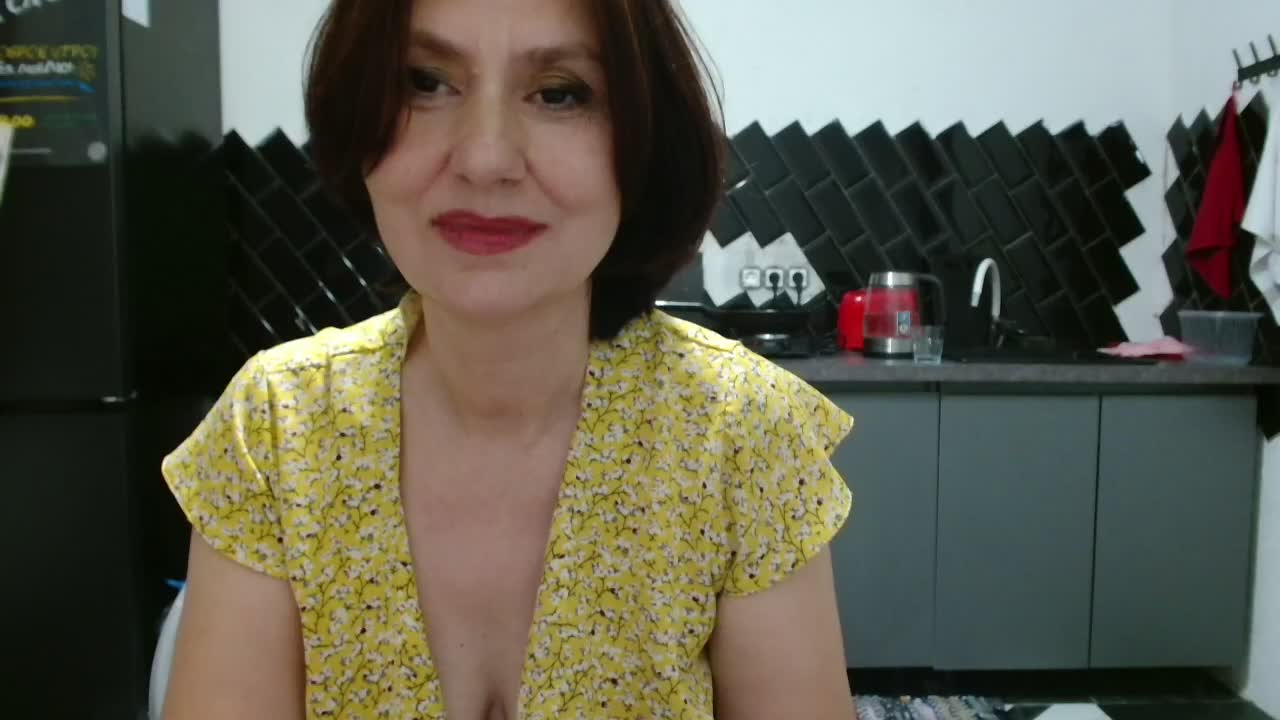 ANGELALADI Cam Model Chat October 17, 2025