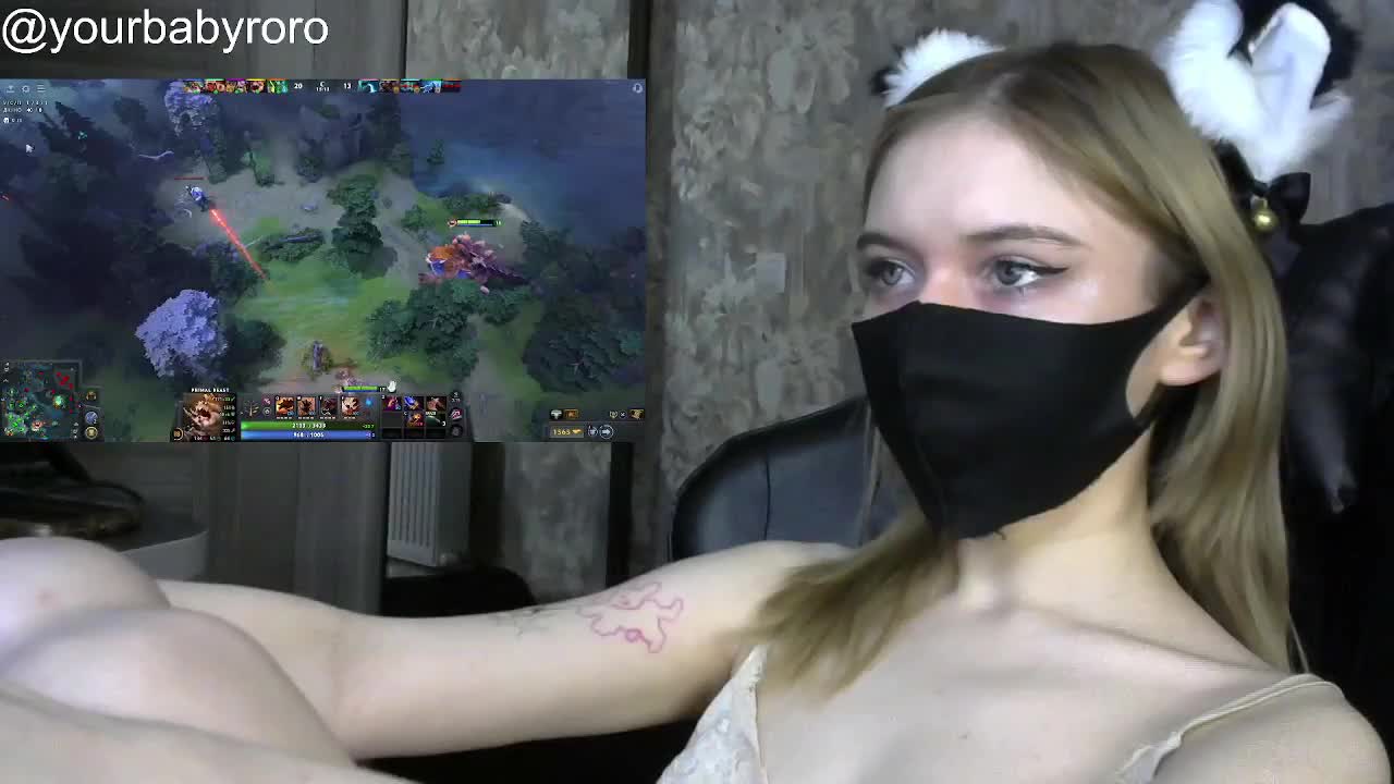 BabyRoro Cam Model Chat October 17, 2025