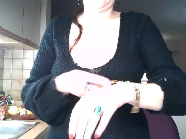 UllimOhi Cam Model Chat October 17, 2025