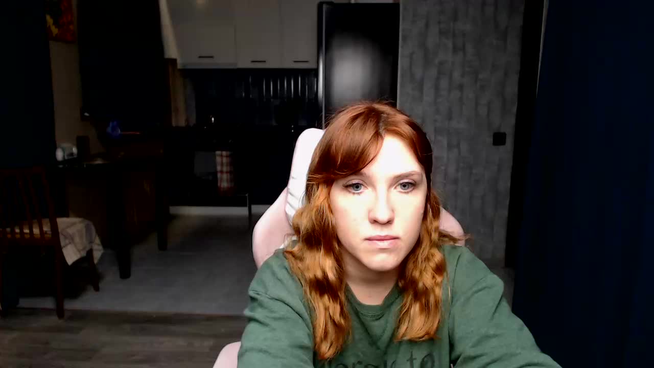 Regimasmile Cam Model Chat October 17, 2025