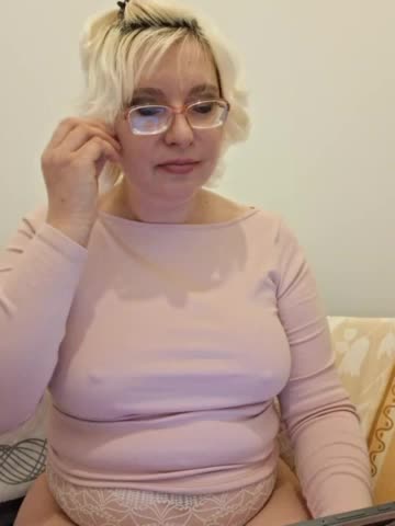 Vika211 Cam Model Chat October 17, 2025