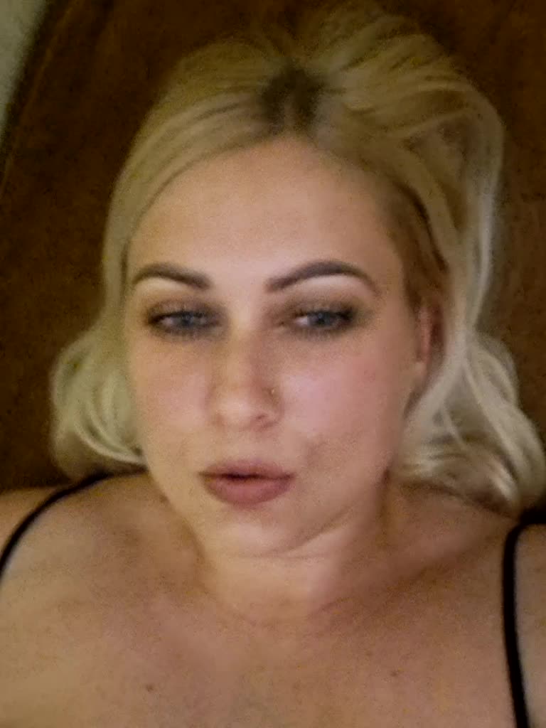 Enni1 Cam Model Chat October 17, 2025