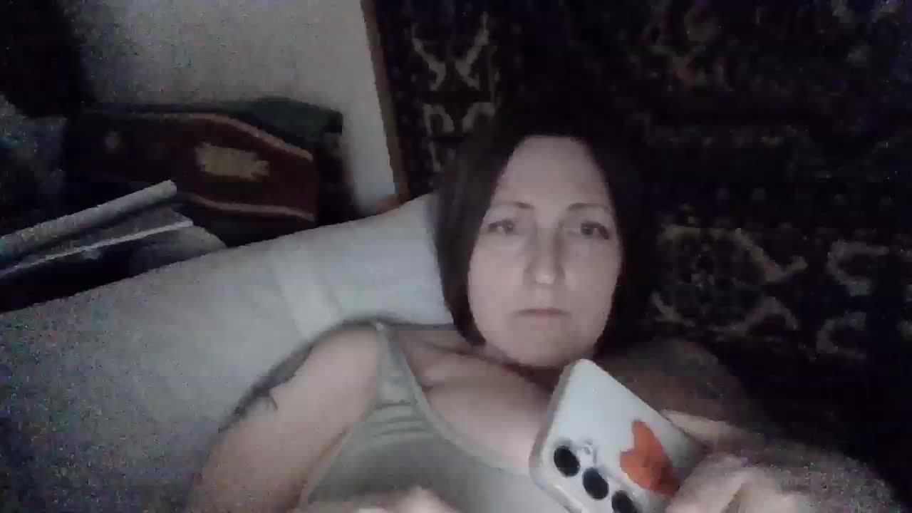 AllaSowinskaya Cam Model Chat October 17, 2025