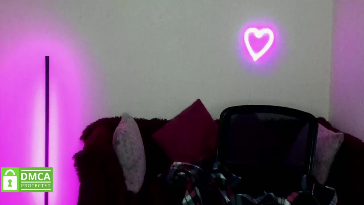 Aliciaredluv Cam Model Chat October 17, 2025