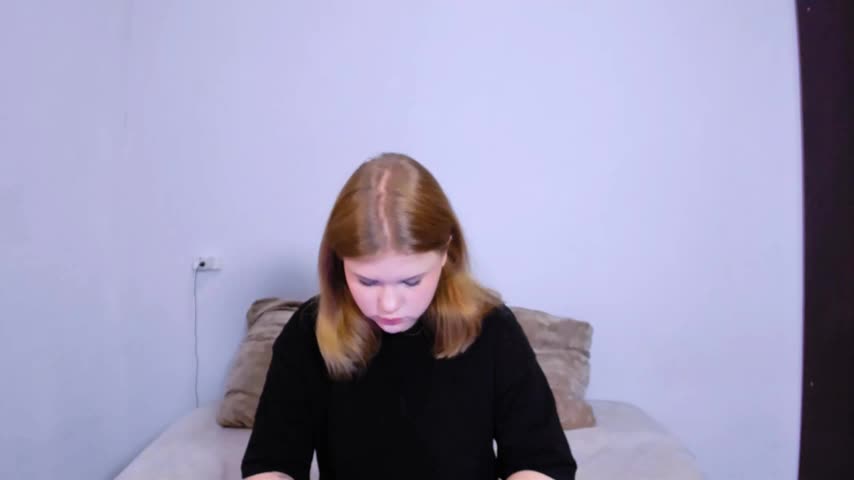 LaseyMoon Cam Model Chat October 17, 2025