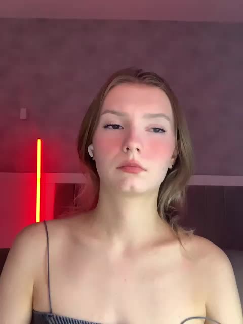 -Nezukoo- Cam Model Chat October 17, 2025