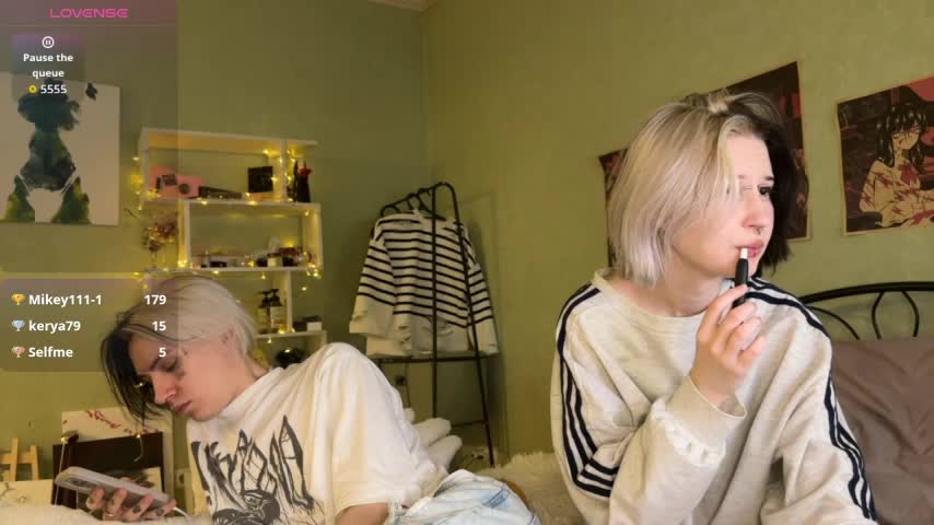 VeryRare_TwinS Cam Model Chat October 17, 2025