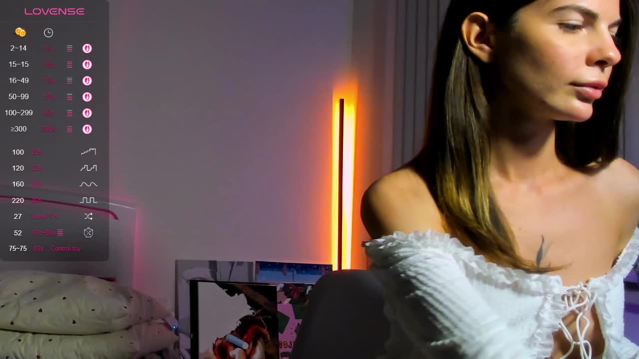 AndreaBlossom Cam Model Chat October 17, 2025