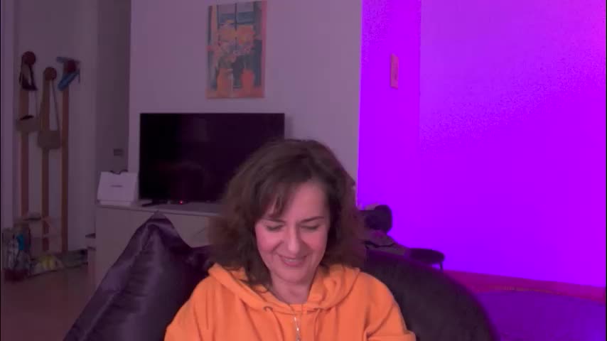 witch_in_silk Cam Model Chat October 17, 2025