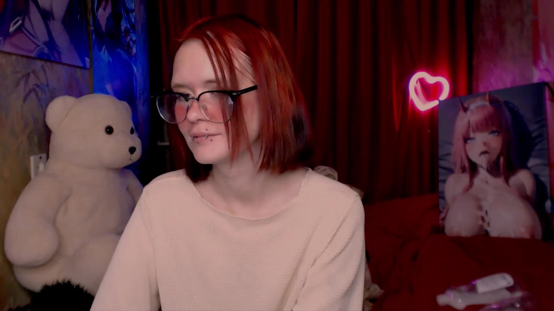 Velvet-and-Venom Cam Model Chat October 17, 2025