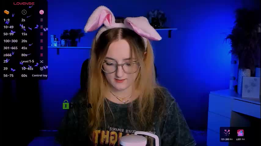 luna_berryy Cam Model Chat October 17, 2025