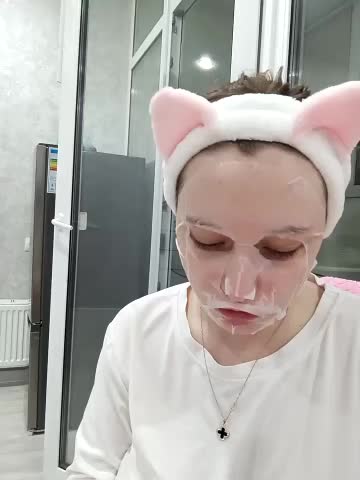 Bonechka Cam Model Chat October 17, 2025