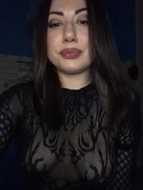 Kitana_mk Cam Model Chat October 17, 2025