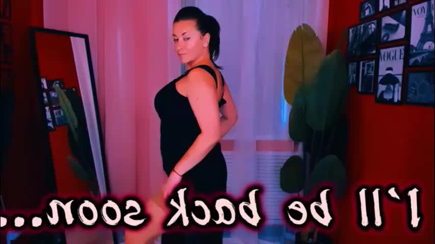 ana_mills Cam Model Chat October 17, 2025