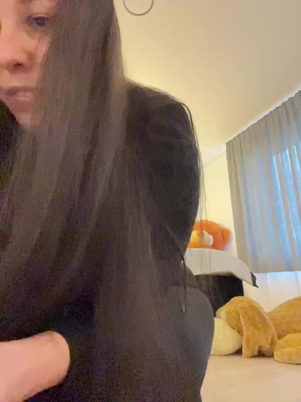 Potifays Cam Model Chat October 29, 2025