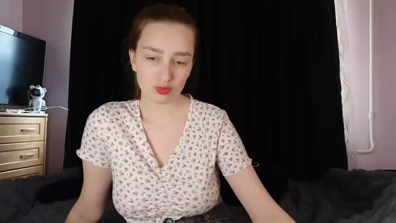 Sweet-Little-Lie Cam Model Chat October 29, 2025