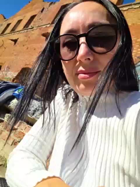 Alex80-201 Cam Model Chat October 29, 2025