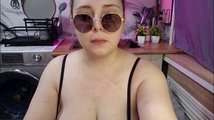 femdom_room Cam Model Chat October 29, 2025