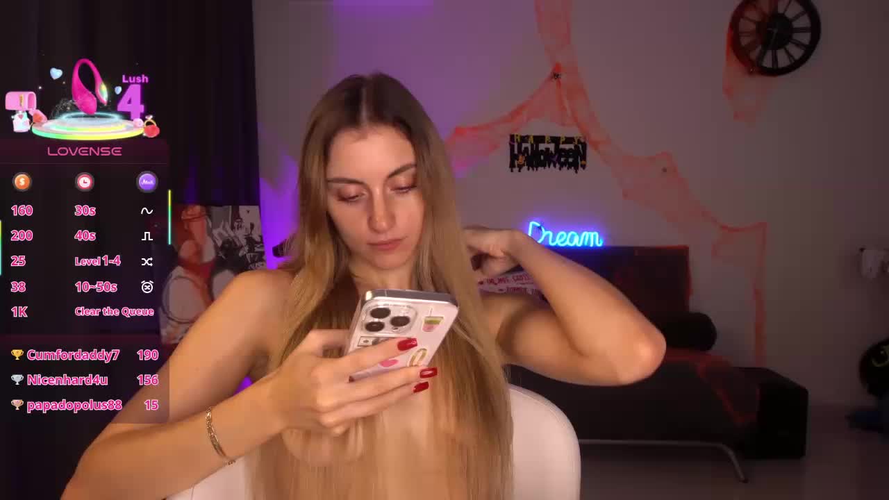 Adalin_Moore Cam Model Chat October 29, 2025