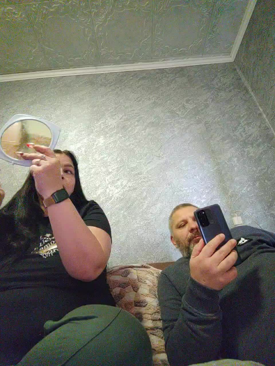 Cleopatra1990 Cam Model Chat October 29, 2025