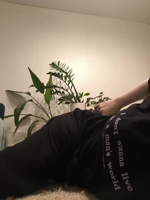 Katra_Low Cam Model Chat October 29, 2025