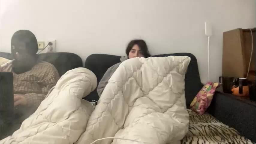 rosea_champagne Cam Model Chat October 29, 2025