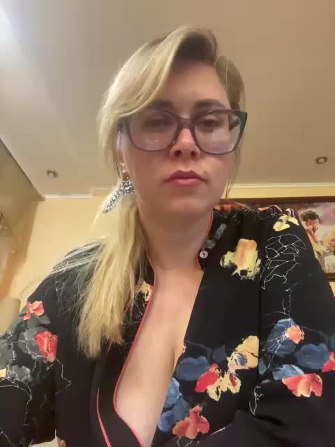 Elegant00Girl Cam Model Chat October 29, 2025