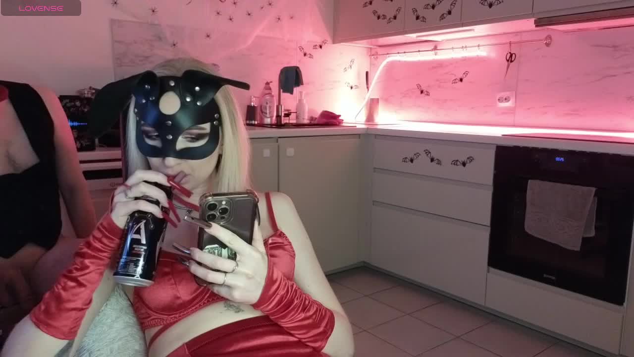 SOFYandMIKE Cam Model Chat October 29, 2025