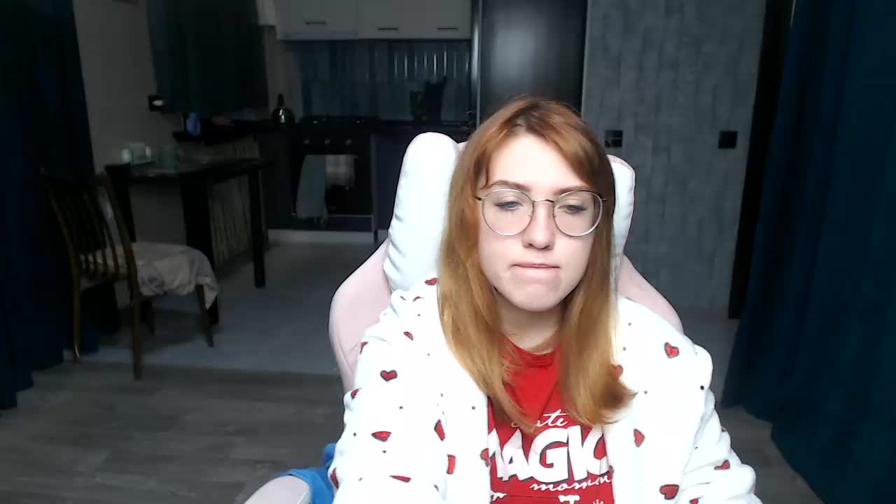 Regimasmile Cam Model Chat October 29, 2025