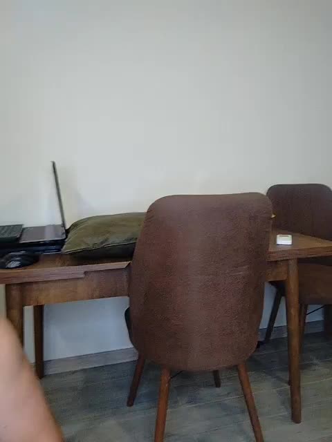 KissMyAss Cam Model Chat October 29, 2025