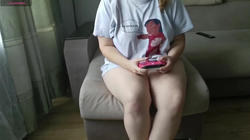 Milaa1998 Cam Model Chat October 29, 2025