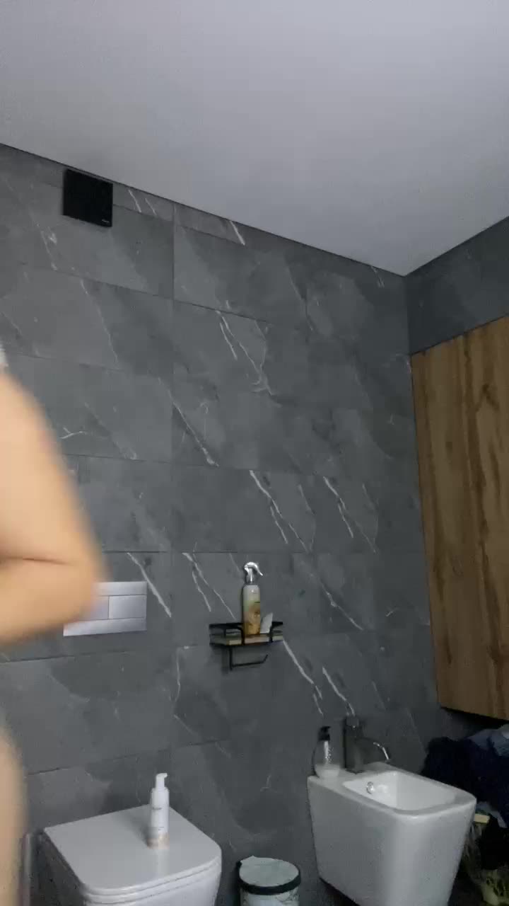 Potifays Cam Model Chat October 29, 2025