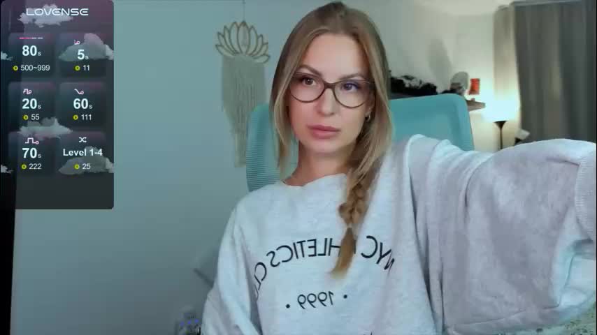 f1oraa Cam Model Chat October 29, 2025