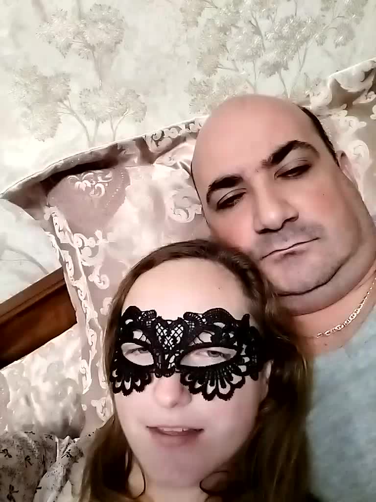 Crazycouple8 Cam Model Chat October 29, 2025