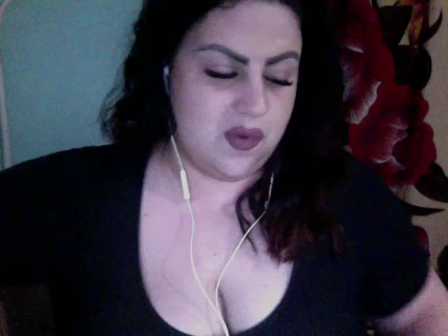 Ruby-Lorrie Cam Model Chat October 29, 2025