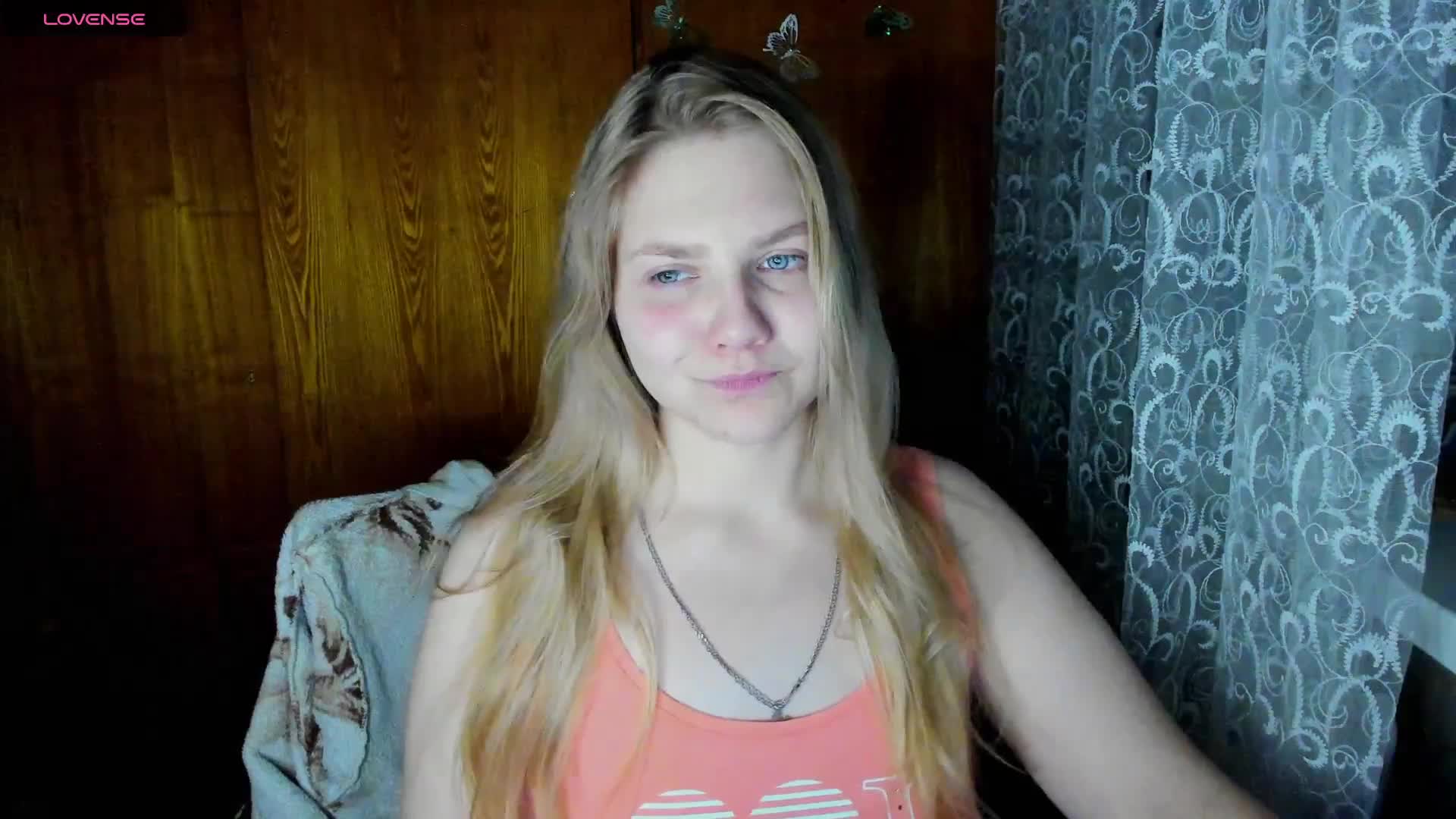 Emma-Frizea Cam Model Chat October 29, 2025