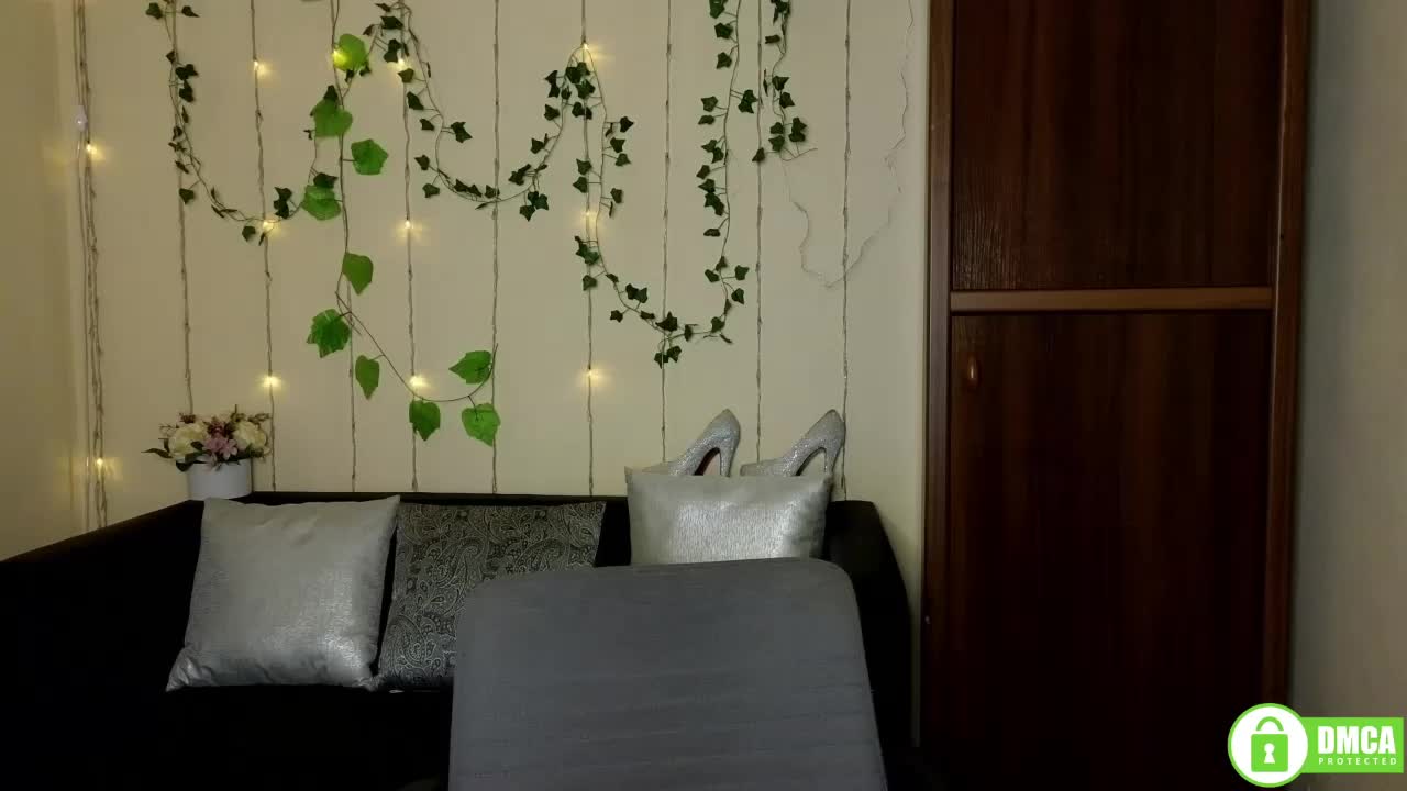 Jullyblondkiss Cam Model Chat October 29, 2025