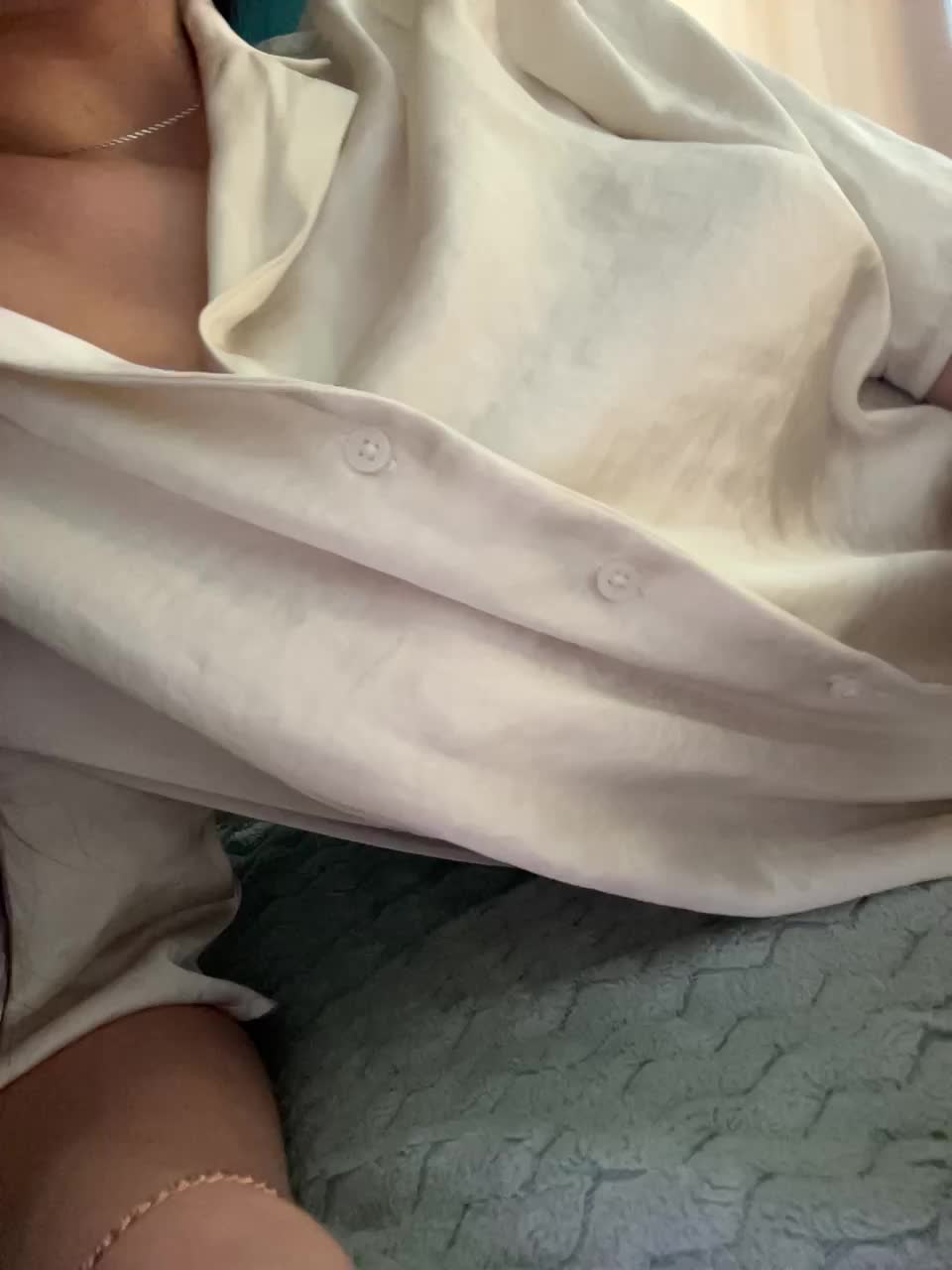 -Violetta- Cam Model Chat October 29, 2025