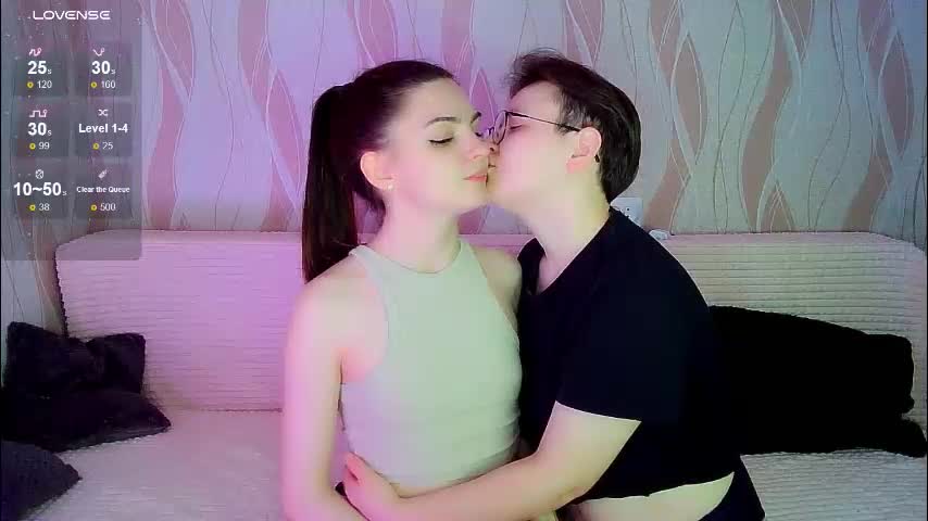 pornostendup Cam Model Chat October 29, 2025