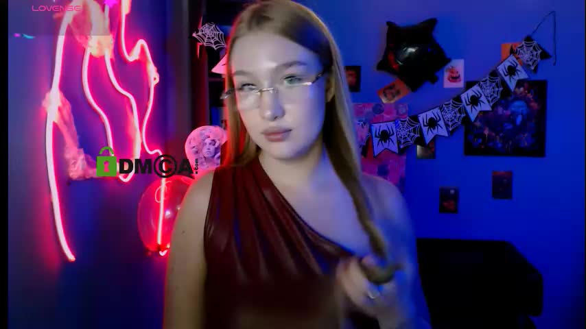 playful_sophie Cam Model Chat October 29, 2025