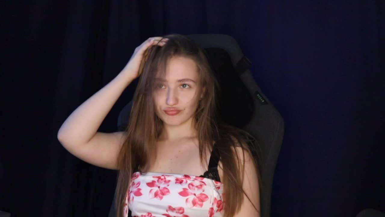 Keily8 Cam Model Chat October 29, 2025