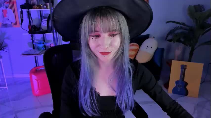 lexiwenford Cam Model Chat October 29, 2025